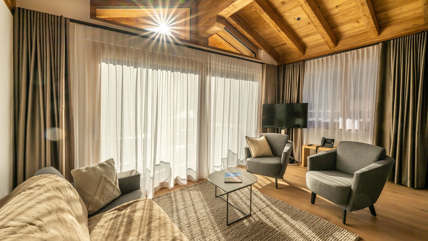 Colosseo Appartements Zermatt Aquamarin Suite Wohnzimmer