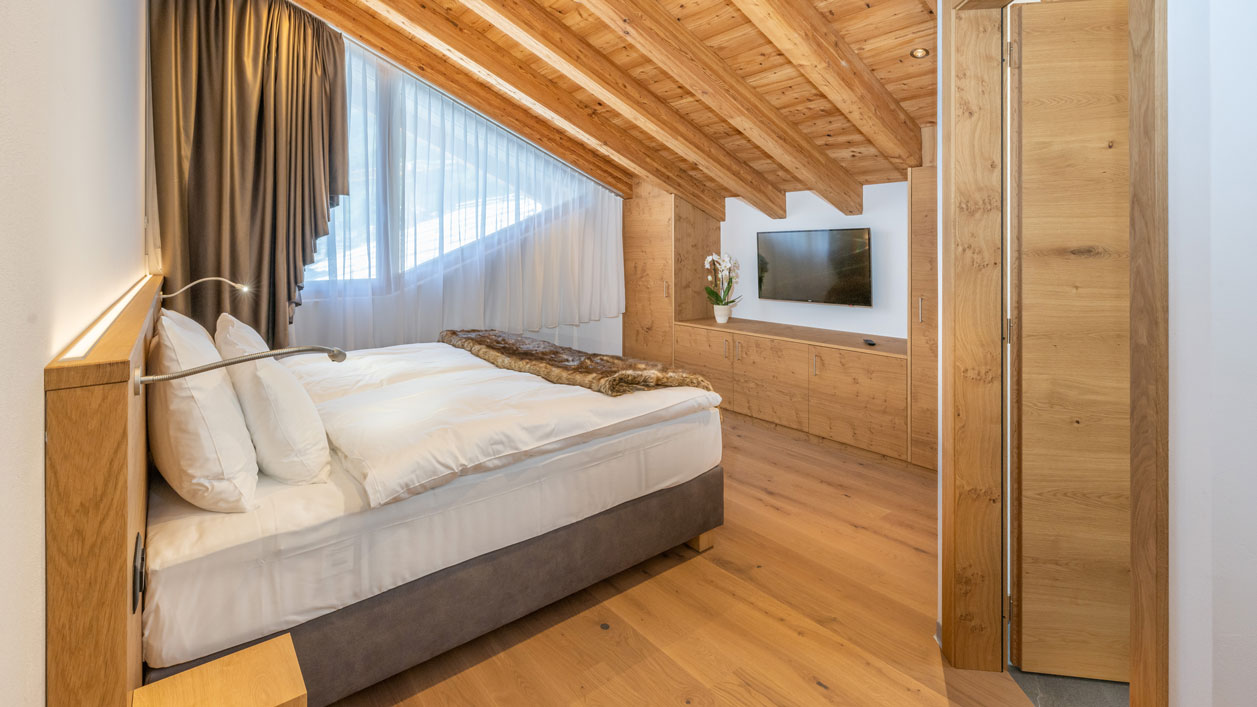 Colosseo Appartements Zermatt Diamant Suite Schlafzimmer