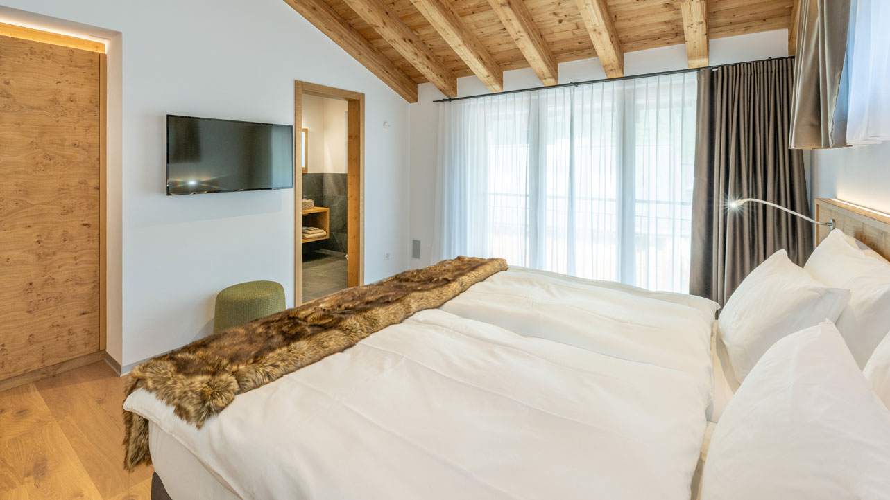 Colosseo Appartements Zermatt Rubin Suite Schlafzimmer