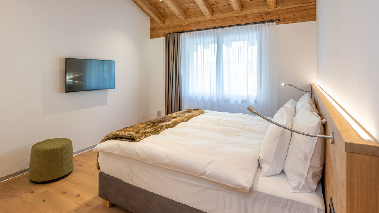 Colosseo Appartements Zermatt Rubin Suite Schlafzimmer